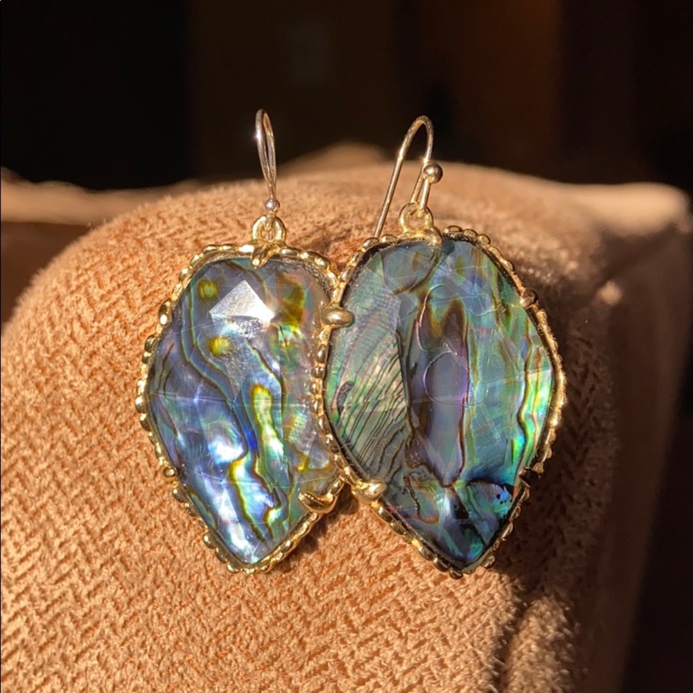 Kendra Scott earrings!